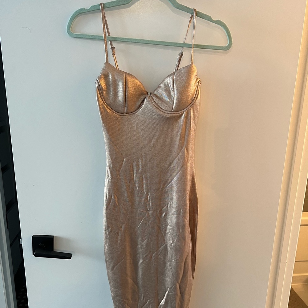 FASHIONNOVA - rose gold midi dress